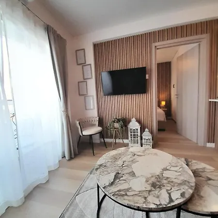 Lazuli Beachfront Sea View Ap 37 Lejlighed *