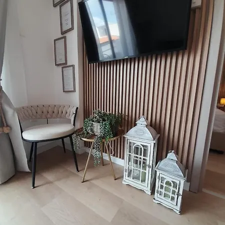Apartment Lazuli Beachfront Sea View Ap 37